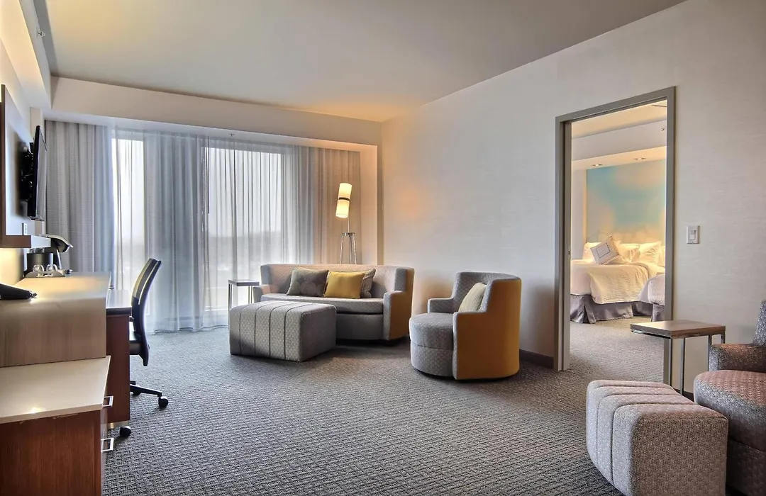 Courtyard By Marriott Quebec City-1